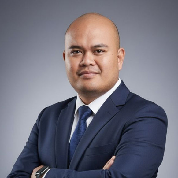 รูป คุณดลฤทธิ์ จระกา นักวางแผนกลยุทธ์อาวุโส